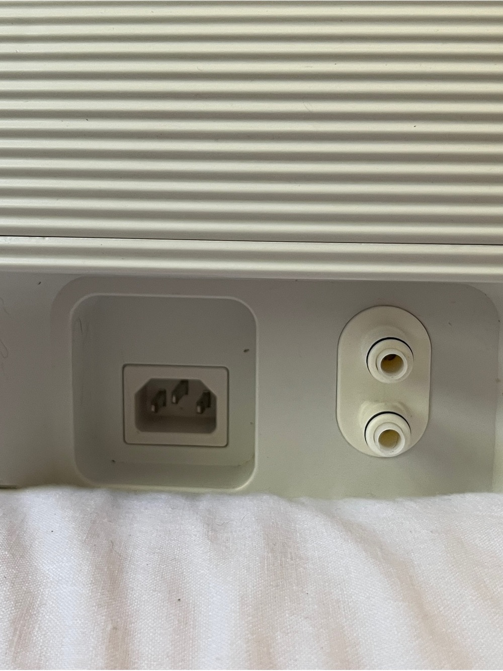 Ooler Sleep System Control Unit - Picture 5 of 7